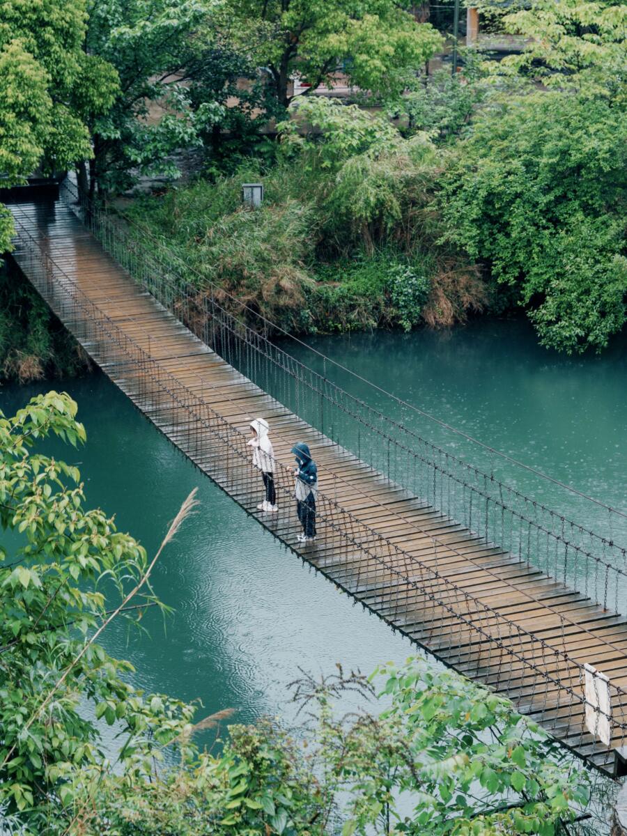 高荡千年布依古寨
